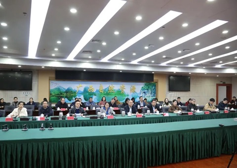 广西部署耕地；ず秃由铰袒占渥ㄏ罟婊僭旃ぷ “破局”耕林空间矛盾
